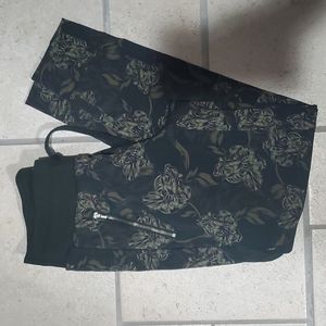 Athleta Trekkie North Printed Jogger Size 0